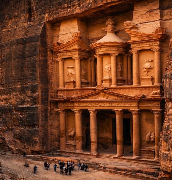 Petra da Sharm El Sheikh – Il Tesoro Al-Khazneh scolpito nella roccia rosa