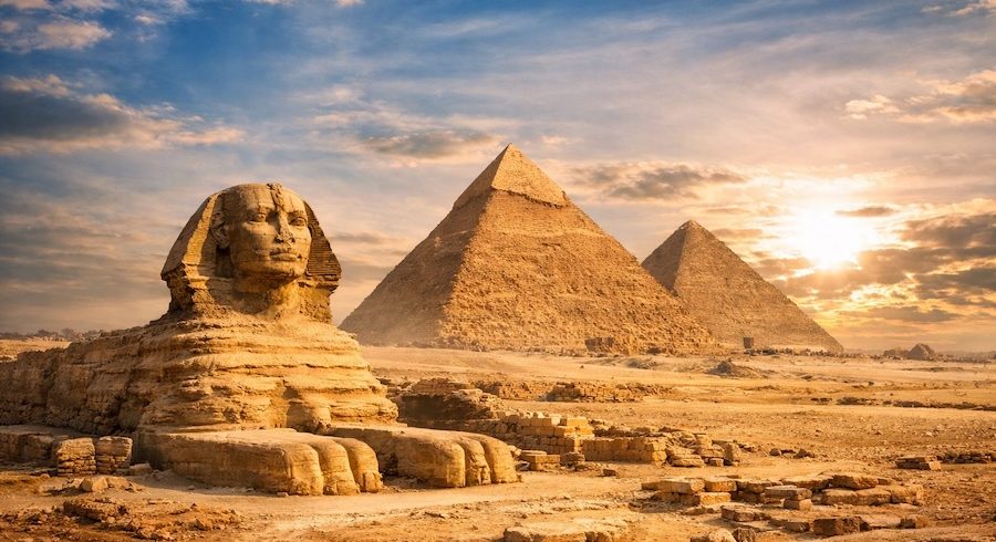 Tour Storici e Culturali da Sharm El Sheikh con Piramidi di Giza e deserto egiziano